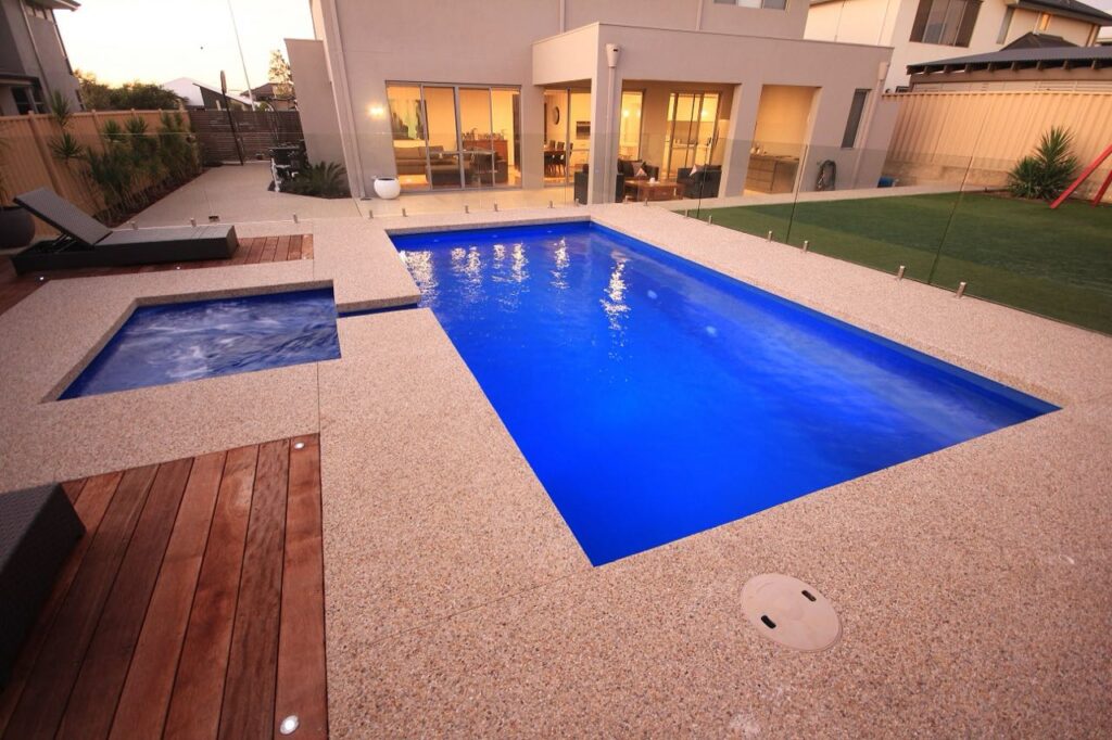 Palazzo pool by ACT Pools, Canberra